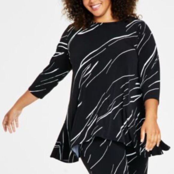 Alfani Black White Linear Swing Travel Easy-Care Top 1X - Picture 1 of 7